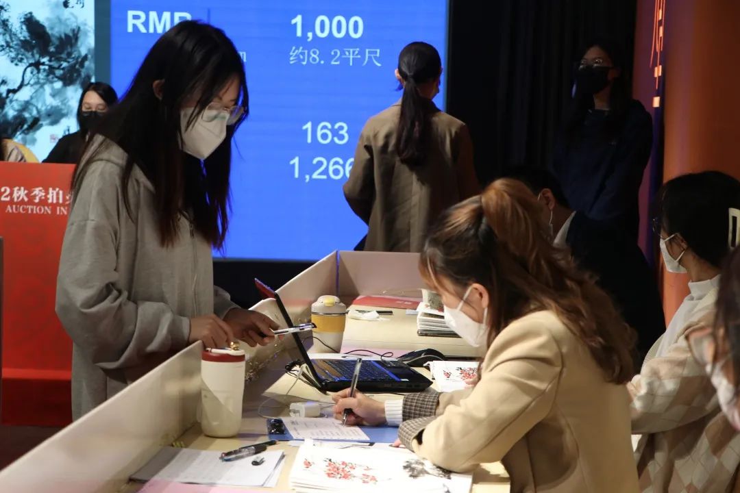 花地藝拍2022秋拍|中國(guó)書畫順利告捷！明日古董珍玩專場(chǎng)精彩繼續(xù)