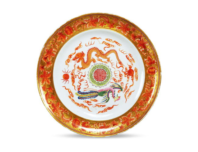 清  粉彩礬紅描金龍鳳紋盤(pán)